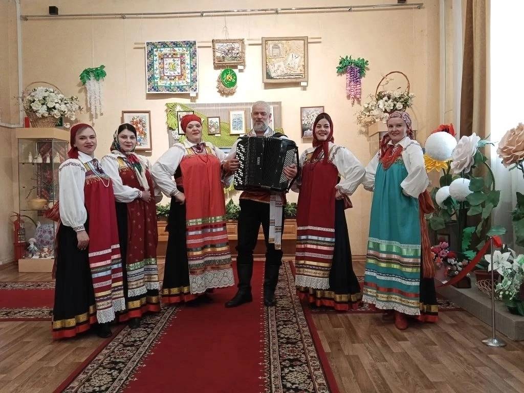 «Играй, любимая гармонь!»